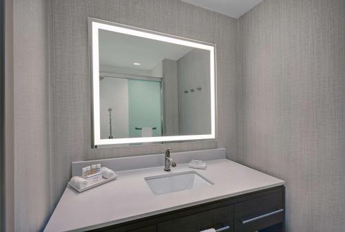 Home2 Suites by Hilton Blacksburg VA - image 11