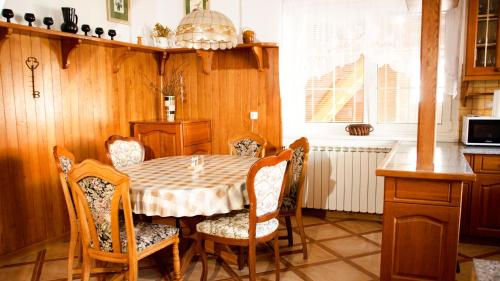 ROYAL GARDEN APARTMENTS *** in Štítary
