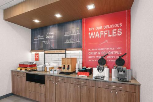 Hampton Inn Bellingham Airport WA - image 12