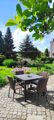 ROYAL GARDEN APARTMENTS *** in Štítary
