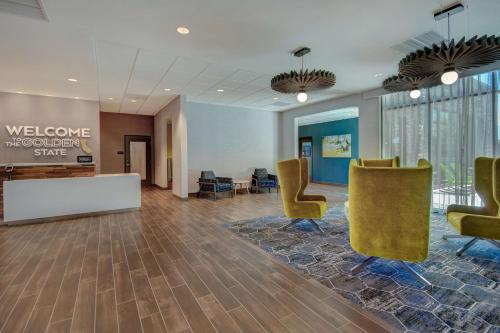 Hampton Inn & Suites Sunnyvale-Silicon Valley Ca - image 9
