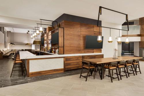 Pub/Lounge, Doubletree by Hilton Columbus Dublin in Dublin (Ohio)