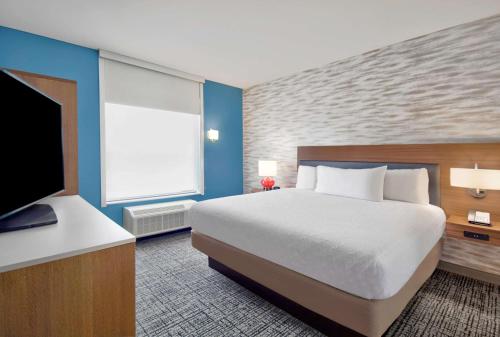 Home2 Suites by Hilton Whitestown Zionsville - image 8
