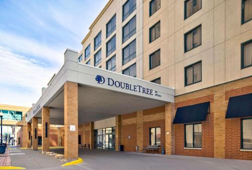 DoubleTree by Hilton Davenport