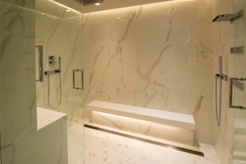 The Benson Portland Curio Collection by Hilton - image 10