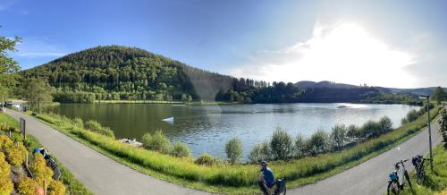 กีฬาและกิจกรรมสันทนาการ, Cosy apartment with terrace in Niedersfeld in ฮิลด์เฟลด์