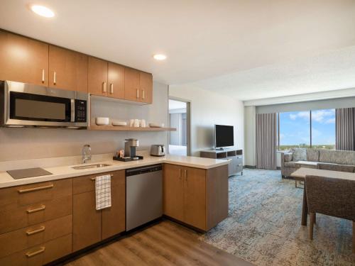 Homewood Suites By Hilton Toledo Downtown