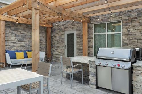 Homewood Suites By Hilton Mcdonough in McDonough, USA