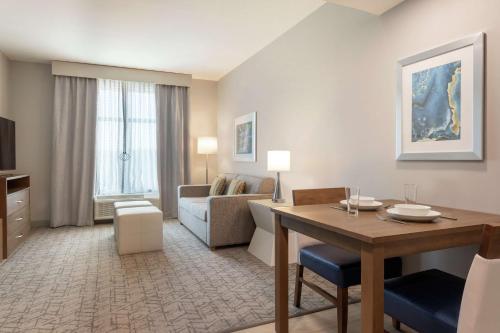 Homewood Suites By Hilton Mcdonough