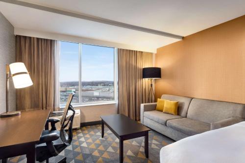 Doubletree By Hilton Pointe Claire Montreal Airport West