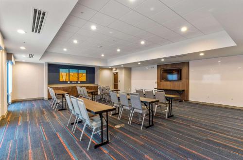 Hampton Inn by Hilton Colorado Springs Northeast - 회의실/연회장