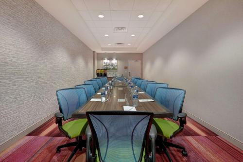 Hilton Lakewood Ranch의 Home2 Suites - 회의실/연회장