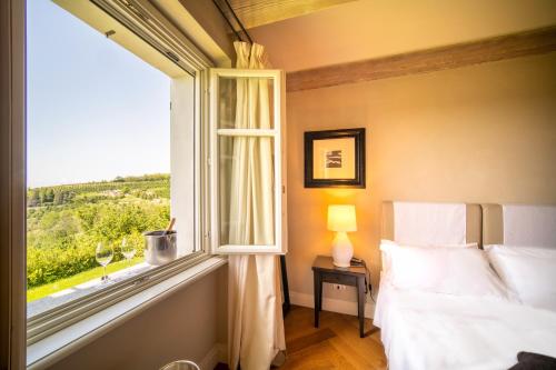 Book the Deluxe Double or Twin Room Deluxe Double or Twin Room