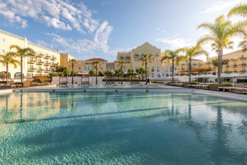 The Lake Resort - image 2