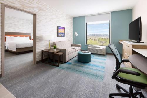 One-Bedroom King Suite image 4