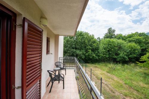 ระเบียง/ชานเรือน, Apartment Vanda in มิโฮติซิ