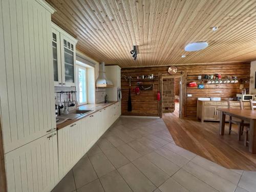 Konyha, The Seaside Retreat in Kallaste (Saaremaa)