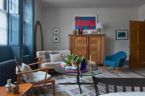Entire designer Townhouse with luxury suites and rooms, located between The Royal Crescent and The Circus, Bath (photo 7)