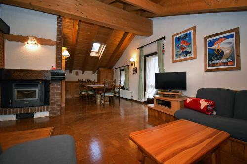 "La Mansarda" in the Dolomites + Jacuzzi