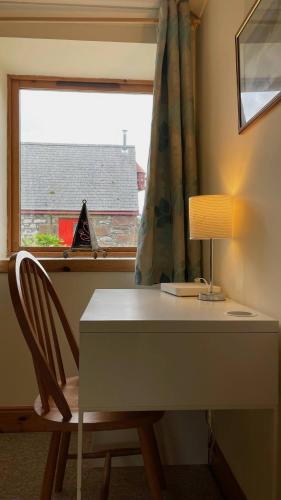 Kerrowdown Cottage-Self Catering for 4 in the Highlands