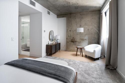 Chic and Spacious 2BD Apt with washer and dryer in unit, New York (Foto 8)