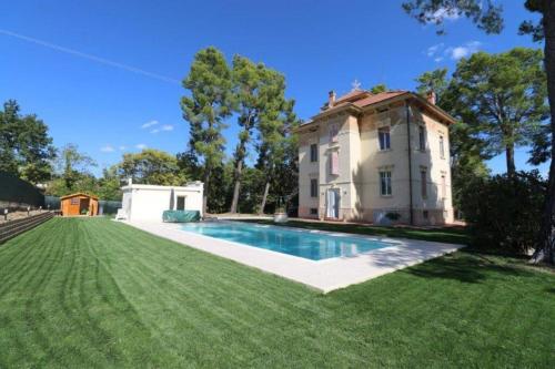 Villa Fazi - Liberty Style Villa With Private Pool & Park