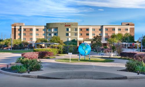 Courtyard by Marriott Houston NASA Clear Lake