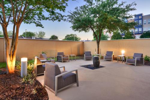Courtyard by Marriott Houston NASA Clear Lake - image 10