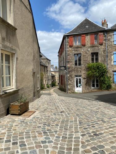 Charming Cottage in a typical French Village