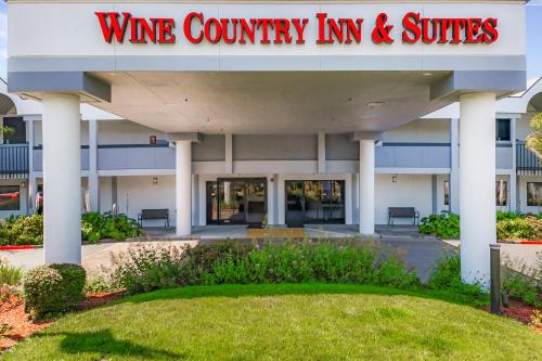 Best Western Plus Wine Country Inn & Suites