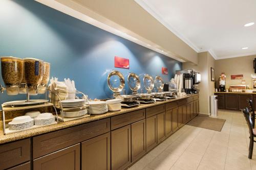 Best Western Plus Wine Country Inn & Suites