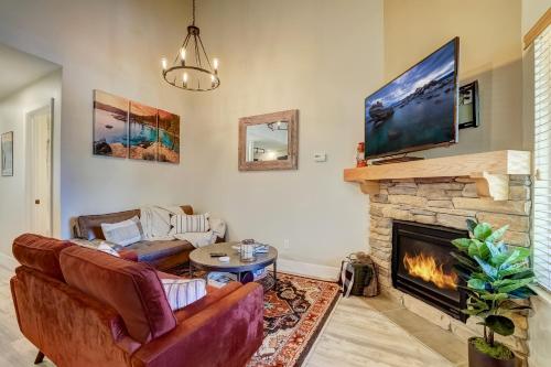 Private condo steps from ski lift minutes to lake