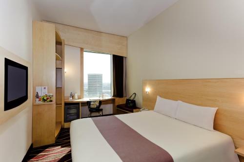 ibis Sharq