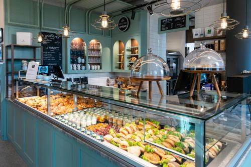 อาหารและเครื่องดื่ม, unique by ATLANTIC Hotels Kiel in คีล