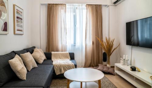 Lux Garden Apartment near Acropolis in the heart of Athens