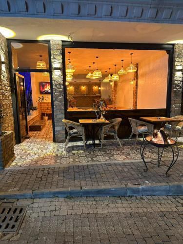 Aura Hotel - image 12