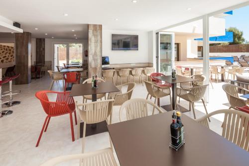 Ibiza Heaven Apartments - 바/라운지