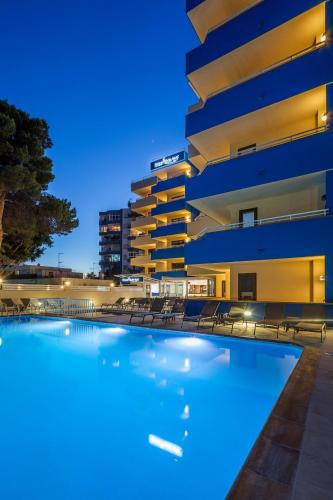  Ibiza Heaven Apartments in Playa den Bossa