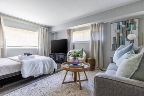 Westlake Apartment in Westlake, USA