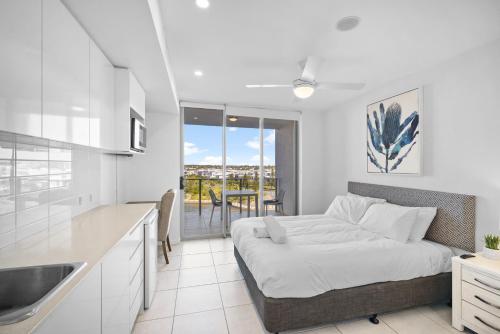 North Shore Oceanside Kawana