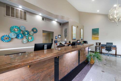 Best Western Redondo Beach Galleria Inn - Los Angeles LAX Airport Hotel