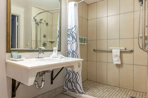 Best Western Redondo Beach Galleria Inn - Los Angeles LAX Airport Hotel