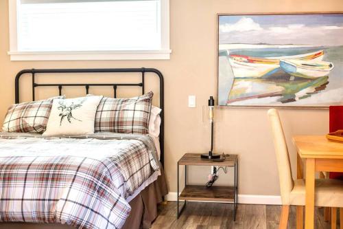 RainCoast Retreat at Shawnigan Lake! in Shawnigan Lake, Canada