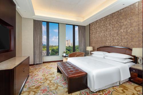 Sheraton Jiangyin Hotel