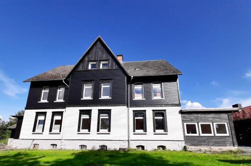 geräumige Ferienwohnung „Zum alten Forstamt“ - Apartment - Clausthal-Zellerfeld