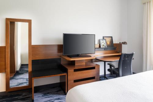 Fairfield Inn & Suites by Marriott Akron Fairlawn - image 12