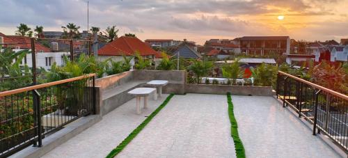 FULLMOON CANGGU Nelayan – Canggu, CO