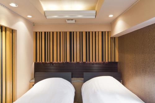 International Hotel Kabukicho Located in Shinjuku, International Hotel Kabukicho is a perfect starting point from which to explore Tokyo. Offering a variety of facilities and services, the property provides all you need for a good