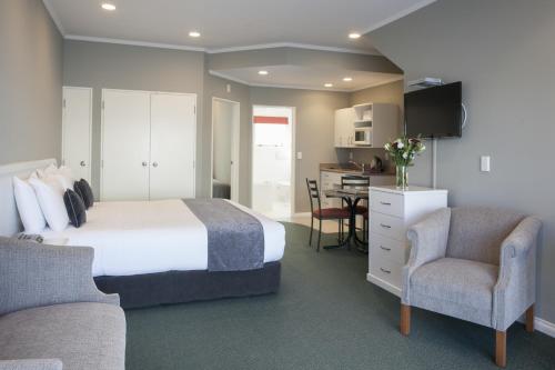 One-Bedroom Suite