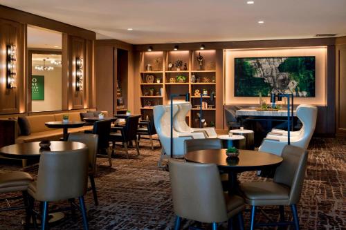 Boston Marriott Quincy - image 8